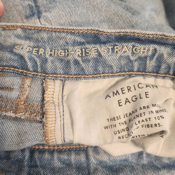 American Eagle Size 00 Super High Rise Straight Jeans Light Wash - Picture 7 of 7